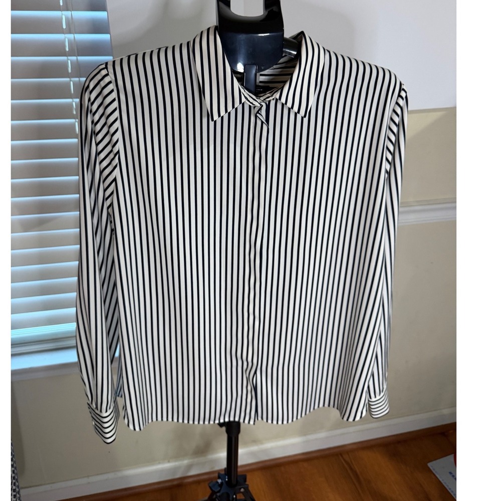 HM Womens Black White Striped Long Sleeve Button Down Blouse Size M